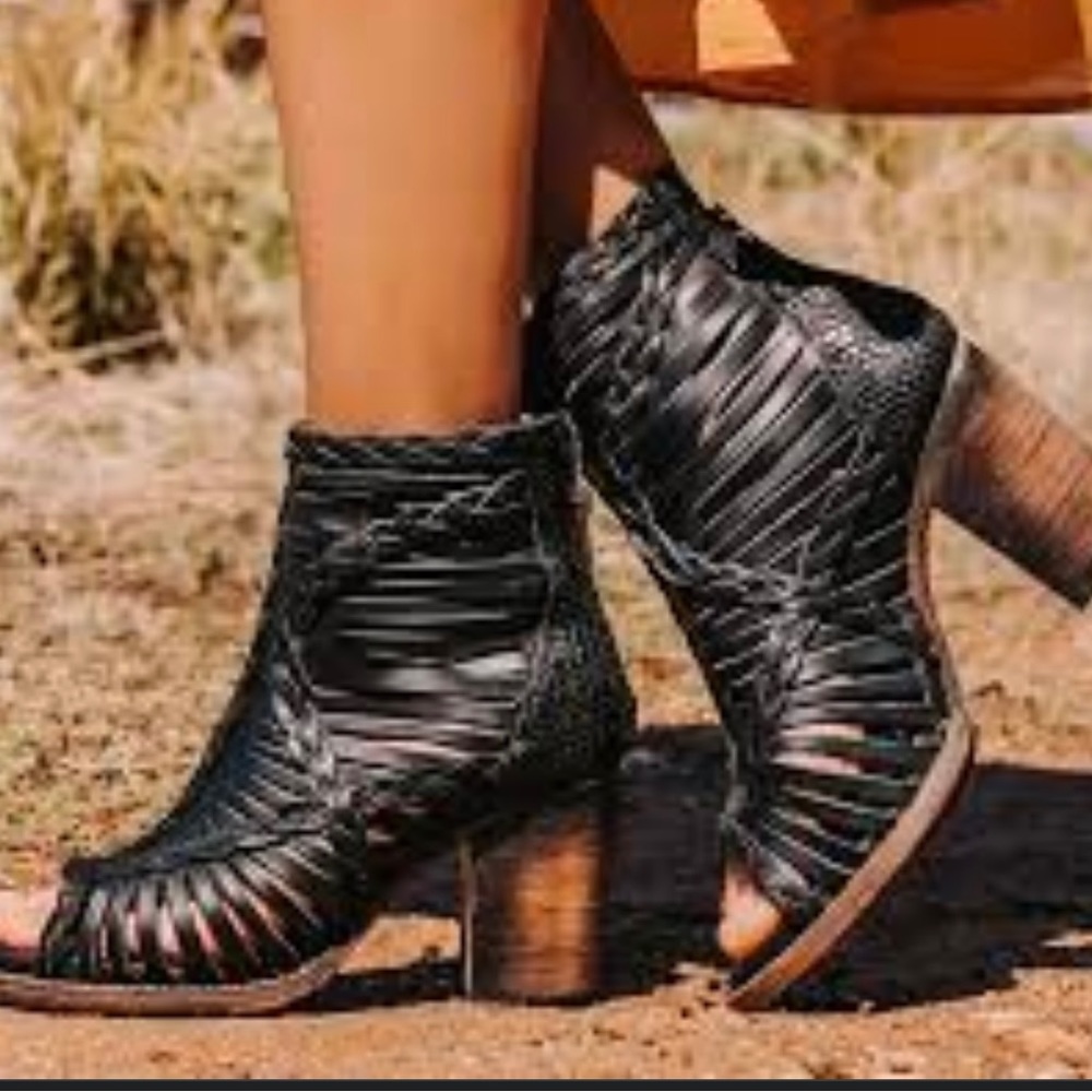 Freebird Bela Booties
